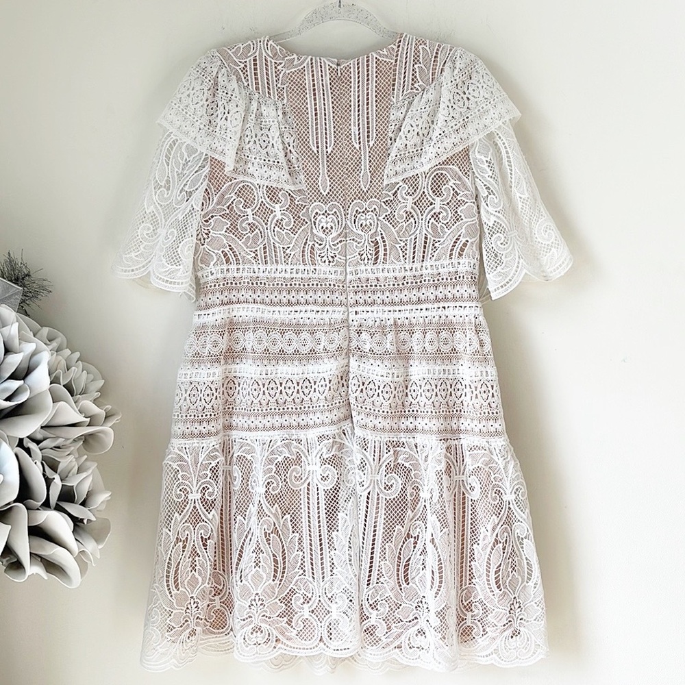 NWOT MONIQUE LHUILLIER Lace Dress; A-Line, Short Sleeves, Jewel Neckline - Picture 8 of 8